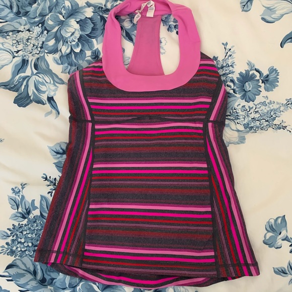 Lululemon tank - Picture 1 of 3